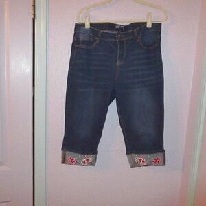 Sandpiper Women's Jeans Size 14 Embroidered Capri High Rise Stretch Denim Boho